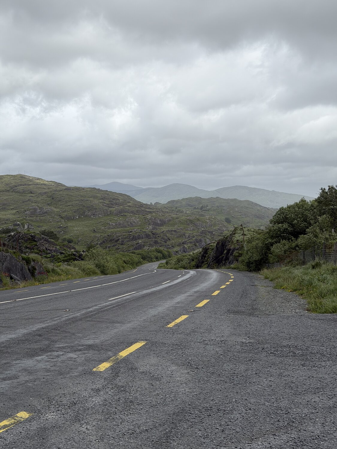 A sweeping empty road across the Beara Peninsula on day four